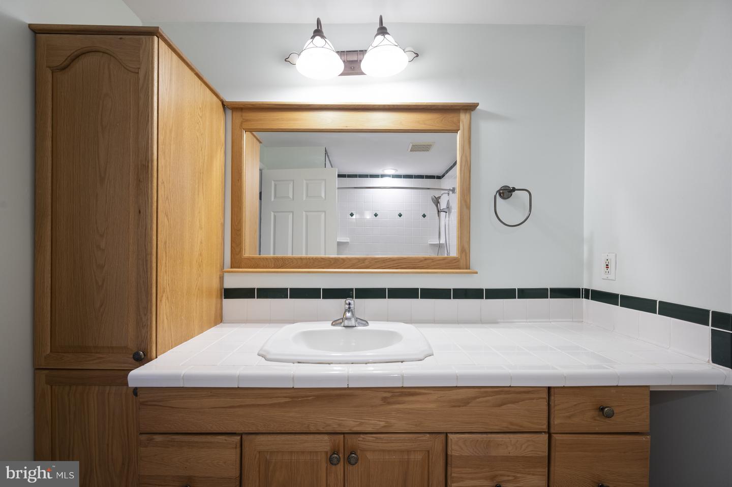 1100 CLARKE ST, HERNDON, Virginia 20170, 3 Bedrooms Bedrooms, ,2 BathroomsBathrooms,Residential,For sale,1100 CLARKE ST,VAFX2243258 MLS # VAFX2243258
