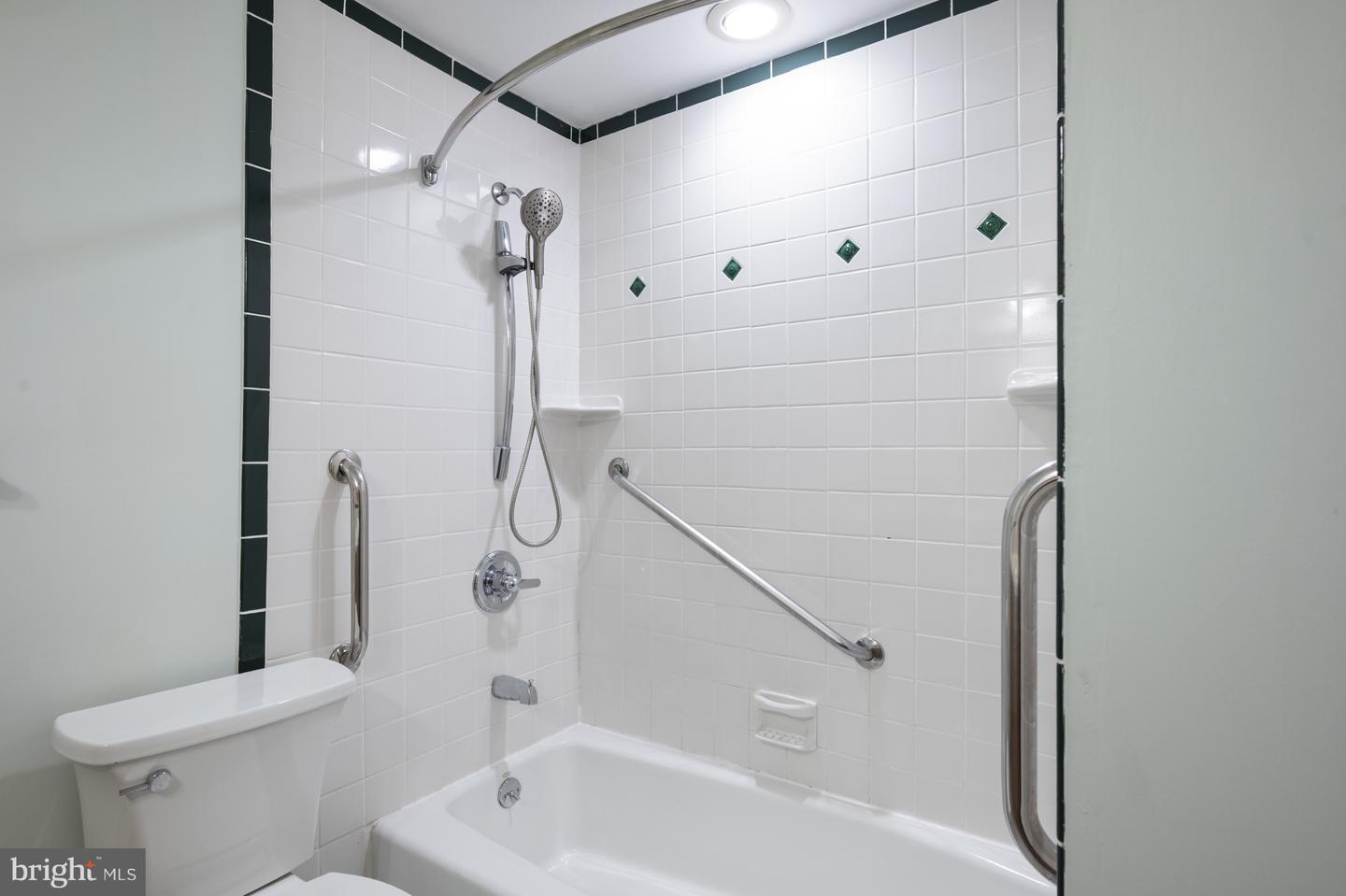 1100 CLARKE ST, HERNDON, Virginia 20170, 3 Bedrooms Bedrooms, ,2 BathroomsBathrooms,Residential,For sale,1100 CLARKE ST,VAFX2243258 MLS # VAFX2243258