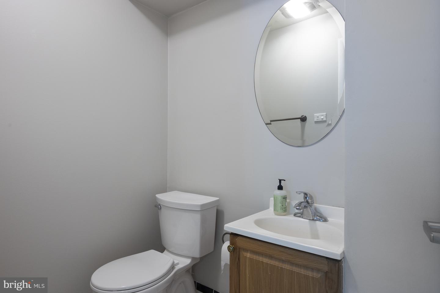 1100 CLARKE ST, HERNDON, Virginia 20170, 3 Bedrooms Bedrooms, ,2 BathroomsBathrooms,Residential,For sale,1100 CLARKE ST,VAFX2243258 MLS # VAFX2243258