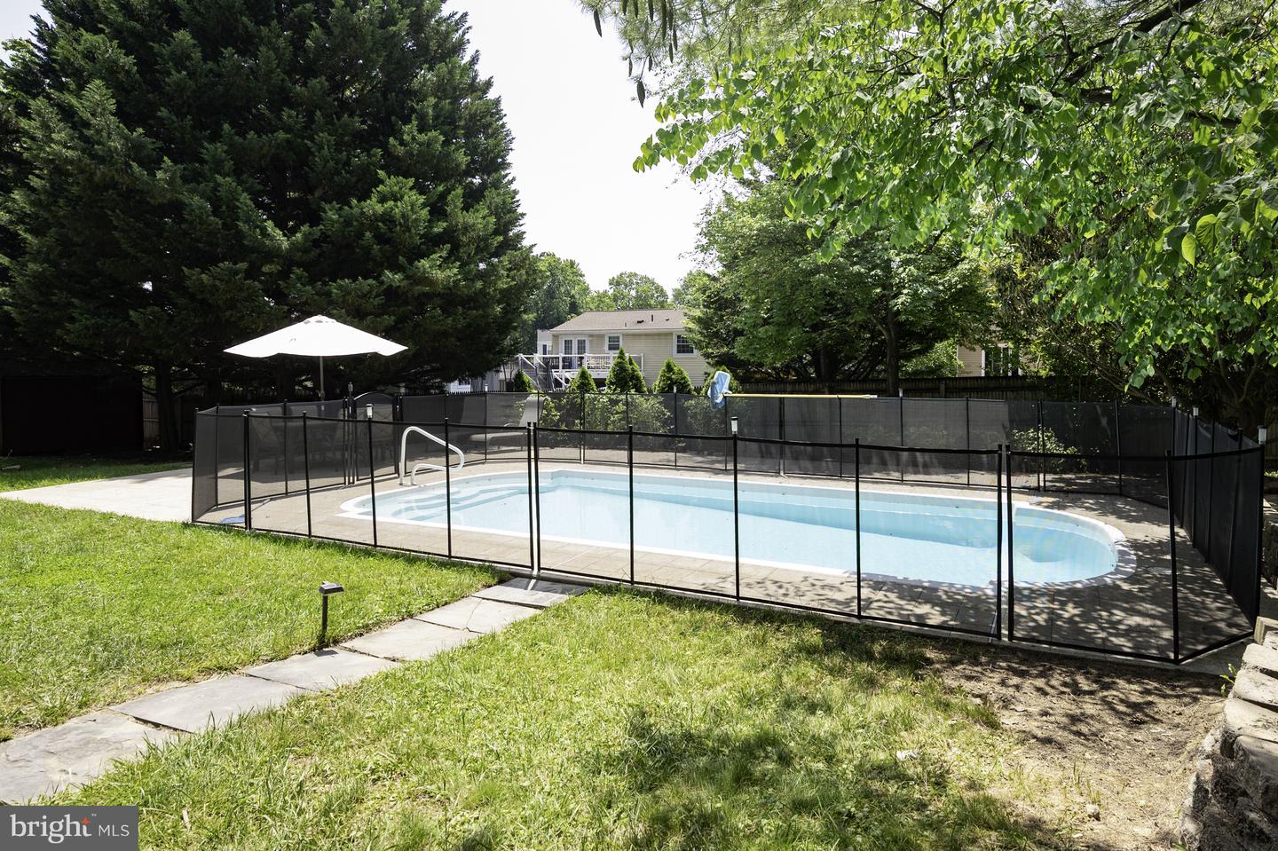 1100 CLARKE ST, HERNDON, Virginia 20170, 3 Bedrooms Bedrooms, ,2 BathroomsBathrooms,Residential,For sale,1100 CLARKE ST,VAFX2243258 MLS # VAFX2243258