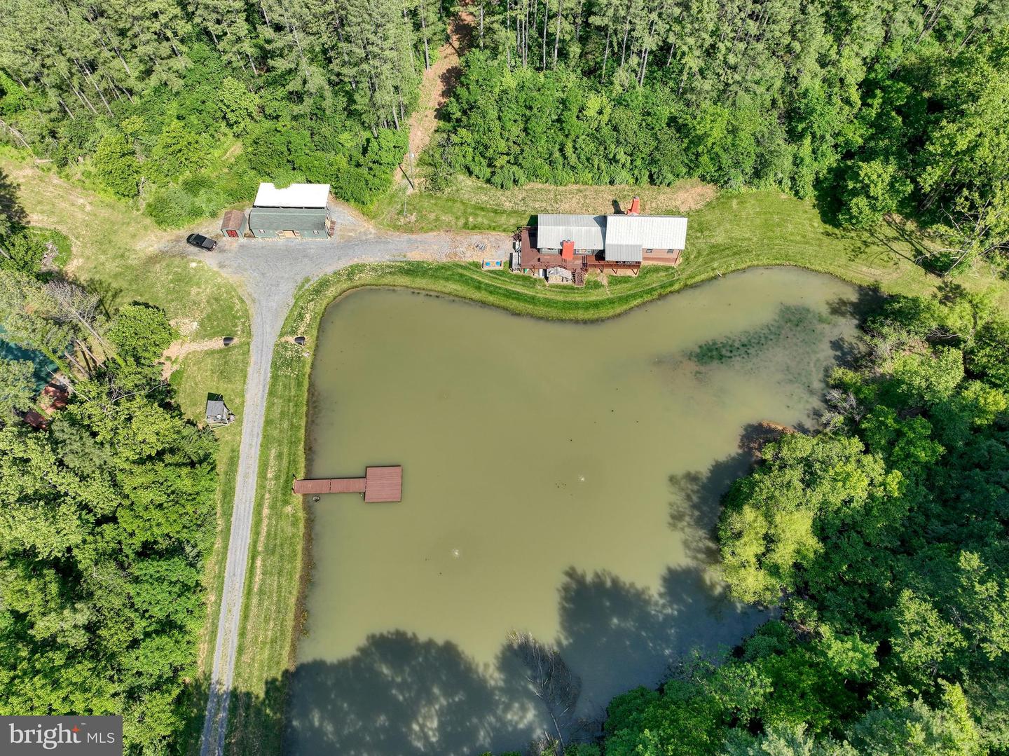 1263 THOMPSON HOLLOW RD, BENTONVILLE, Virginia 22610, 3 Bedrooms Bedrooms, ,1 BathroomBathrooms,Residential,For sale,1263 THOMPSON HOLLOW RD,VAWR2011284 MLS # VAWR2011284