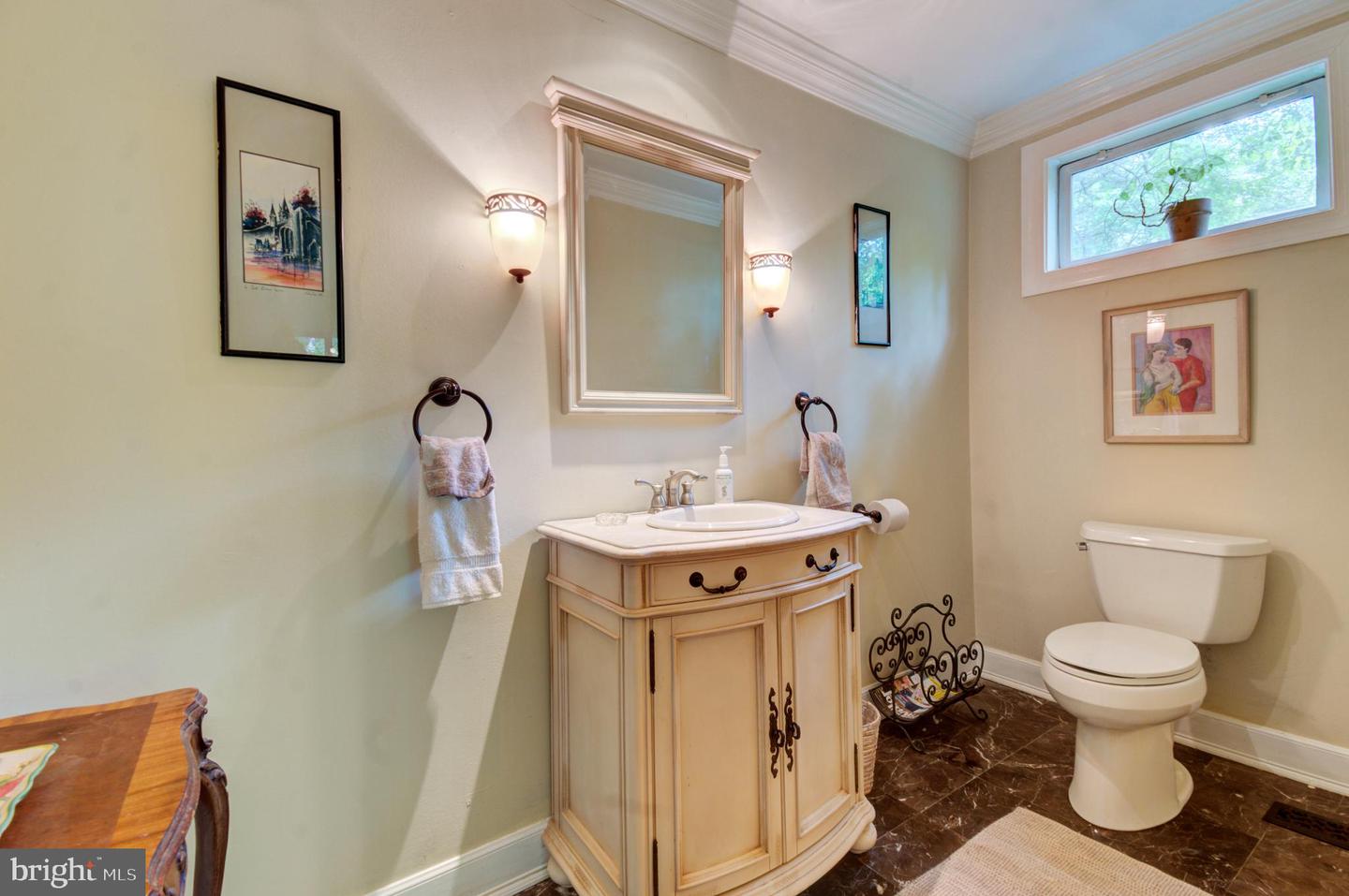 10862 MEADOWLAND DR, OAKTON, Virginia 22124, 4 Bedrooms Bedrooms, ,3 BathroomsBathrooms,Residential,For sale,10862 MEADOWLAND DR,VAFX2243418 MLS # VAFX2243418