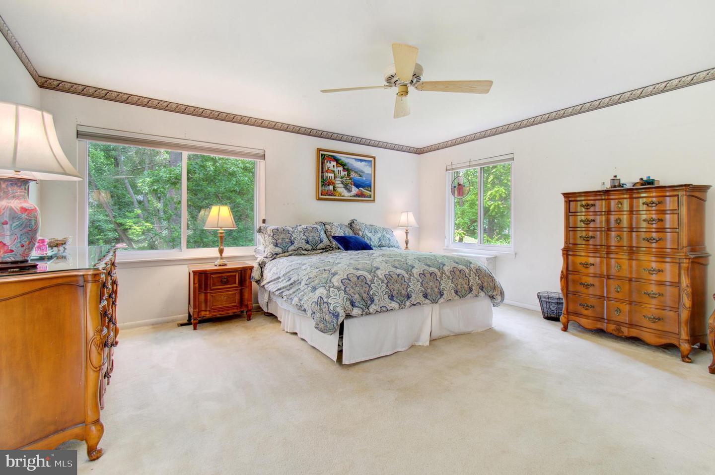 10862 MEADOWLAND DR, OAKTON, Virginia 22124, 4 Bedrooms Bedrooms, ,3 BathroomsBathrooms,Residential,For sale,10862 MEADOWLAND DR,VAFX2243418 MLS # VAFX2243418
