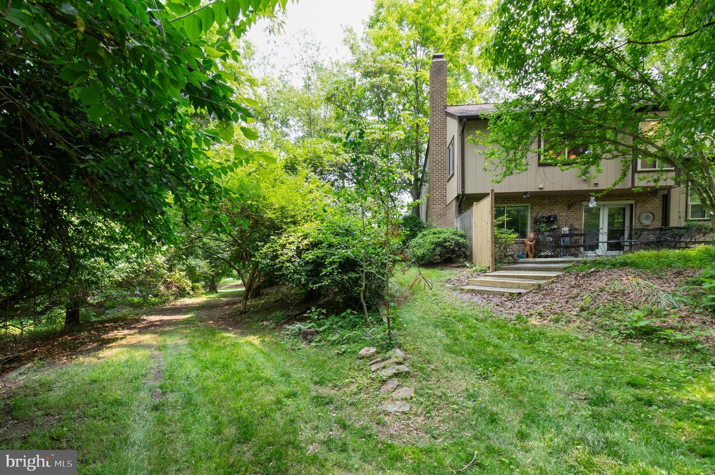10862 MEADOWLAND DR, OAKTON, Virginia 22124, 4 Bedrooms Bedrooms, ,3 BathroomsBathrooms,Residential,For sale,10862 MEADOWLAND DR,VAFX2243418 MLS # VAFX2243418