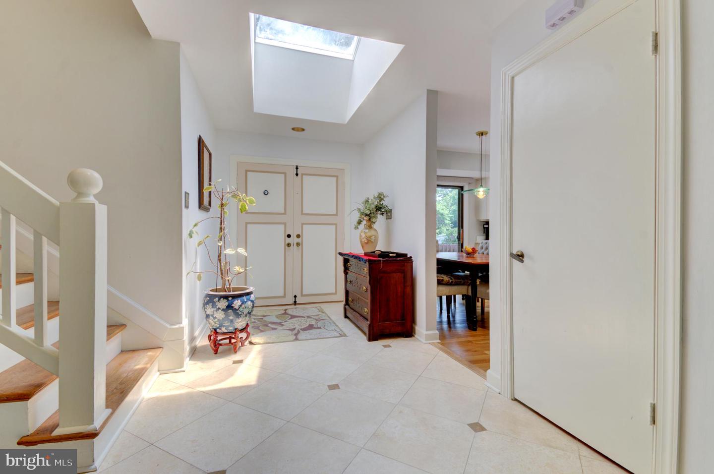 10862 MEADOWLAND DR, OAKTON, Virginia 22124, 4 Bedrooms Bedrooms, ,3 BathroomsBathrooms,Residential,For sale,10862 MEADOWLAND DR,VAFX2243418 MLS # VAFX2243418
