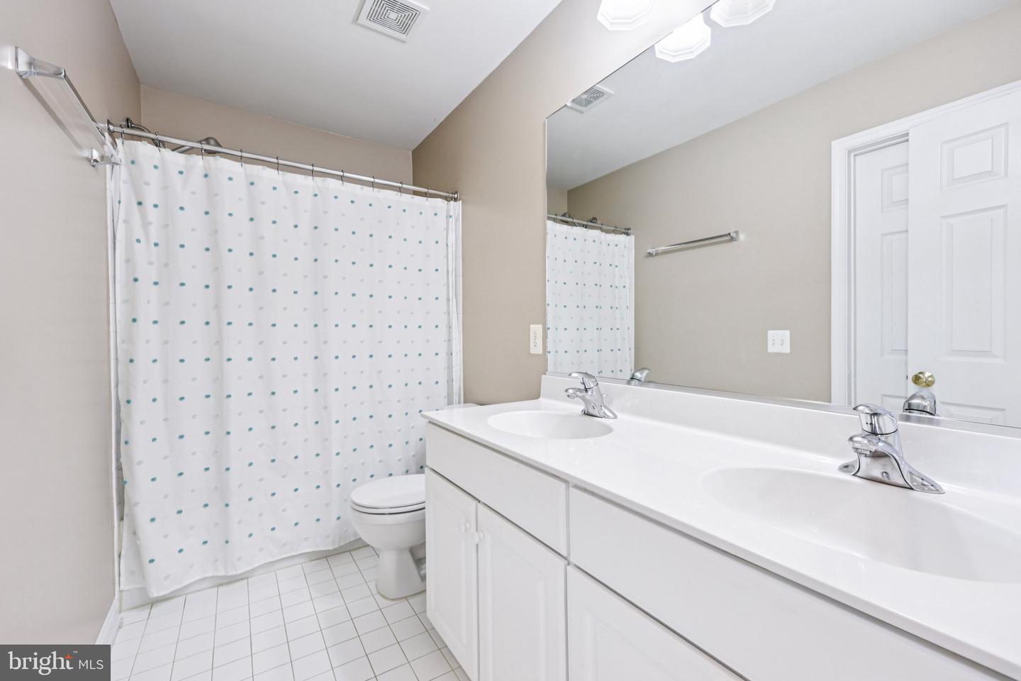 13542 ANN GRIGSBY CIR, CENTREVILLE, Virginia 20120, 4 Bedrooms Bedrooms, ,3 BathroomsBathrooms,Residential,For sale,13542 ANN GRIGSBY CIR,VAFX2243256 MLS # VAFX2243256