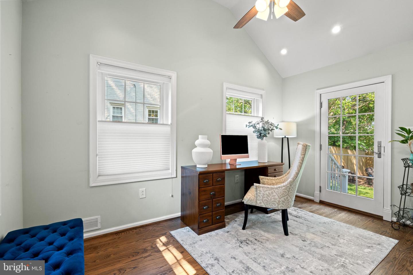 2705 N SOMERSET ST, ARLINGTON, Virginia 22213, 3 Bedrooms Bedrooms, ,2 BathroomsBathrooms,Residential,For sale,2705 N SOMERSET ST,VAAR2058334 MLS # VAAR2058334