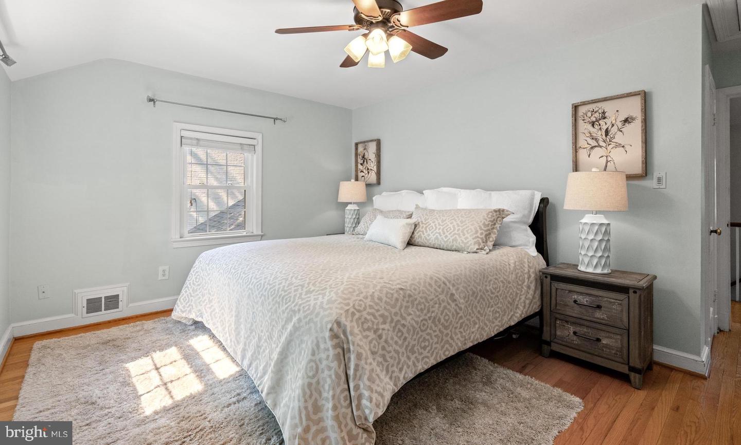 2705 N SOMERSET ST, ARLINGTON, Virginia 22213, 3 Bedrooms Bedrooms, ,2 BathroomsBathrooms,Residential,For sale,2705 N SOMERSET ST,VAAR2058334 MLS # VAAR2058334