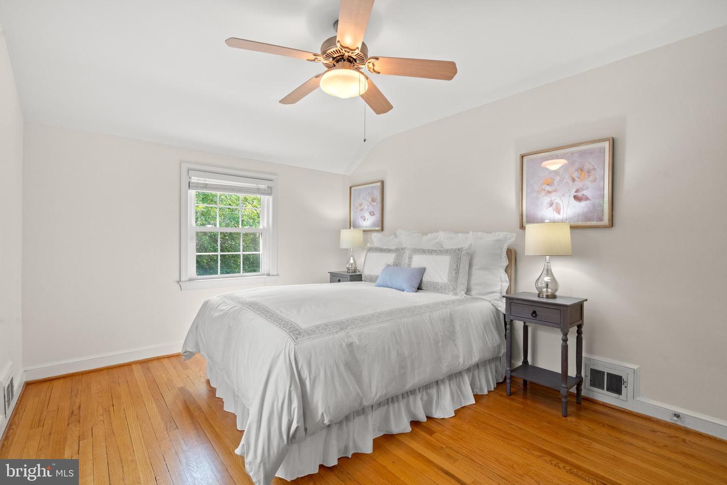 2705 N SOMERSET ST, ARLINGTON, Virginia 22213, 3 Bedrooms Bedrooms, ,2 BathroomsBathrooms,Residential,For sale,2705 N SOMERSET ST,VAAR2058334 MLS # VAAR2058334
