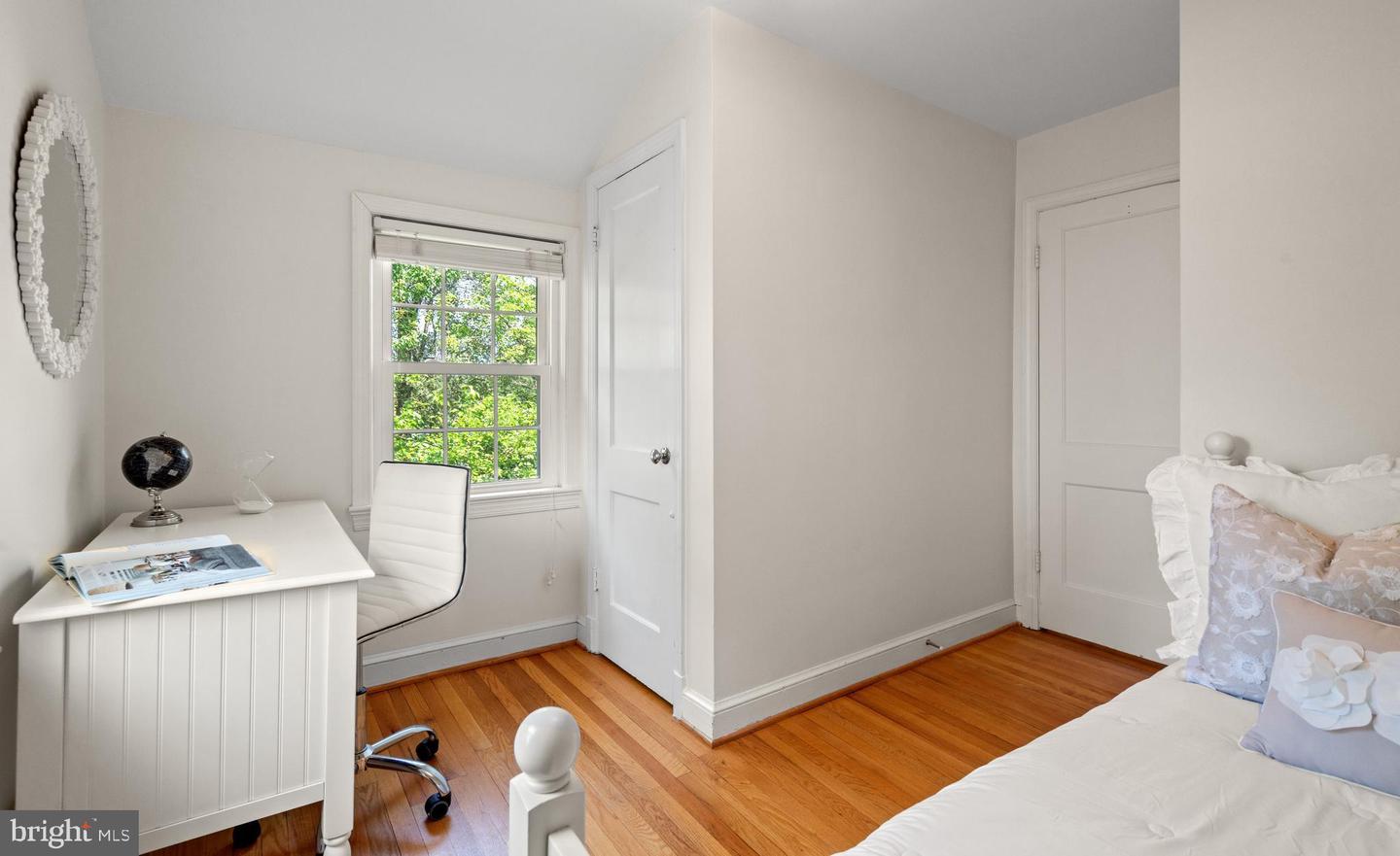 2705 N SOMERSET ST, ARLINGTON, Virginia 22213, 3 Bedrooms Bedrooms, ,2 BathroomsBathrooms,Residential,For sale,2705 N SOMERSET ST,VAAR2058334 MLS # VAAR2058334
