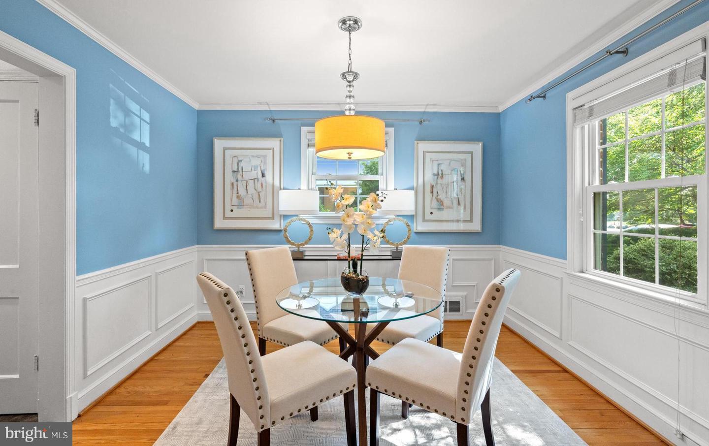 2705 N SOMERSET ST, ARLINGTON, Virginia 22213, 3 Bedrooms Bedrooms, ,2 BathroomsBathrooms,Residential,For sale,2705 N SOMERSET ST,VAAR2058334 MLS # VAAR2058334