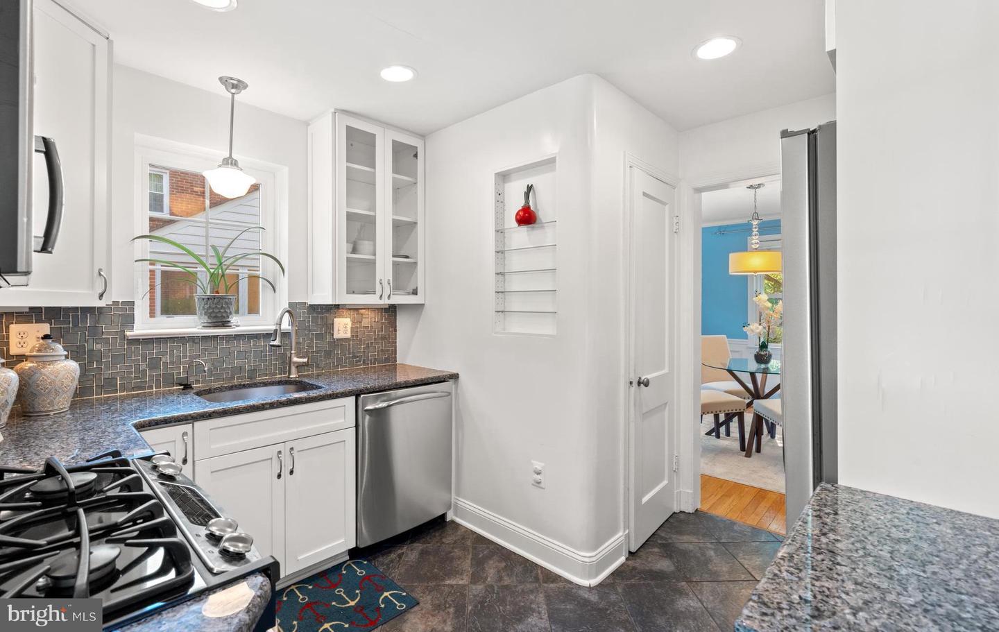 2705 N SOMERSET ST, ARLINGTON, Virginia 22213, 3 Bedrooms Bedrooms, ,2 BathroomsBathrooms,Residential,For sale,2705 N SOMERSET ST,VAAR2058334 MLS # VAAR2058334