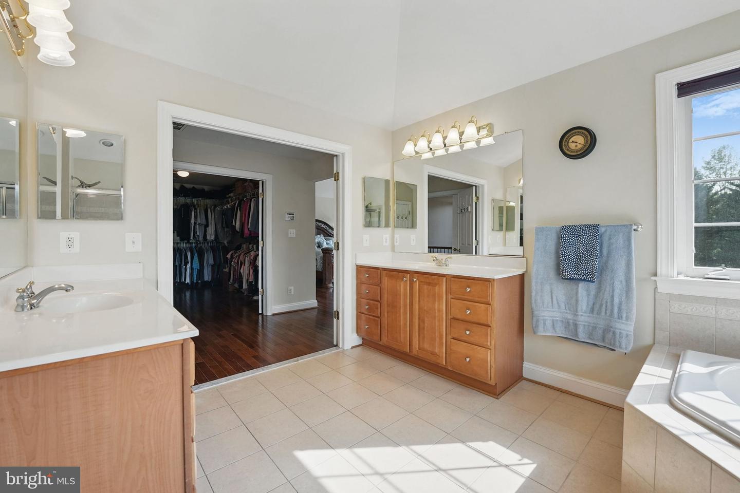 16920 BEACONSFIELD WAY, PURCELLVILLE, Virginia 20132, 4 Bedrooms Bedrooms, ,4 BathroomsBathrooms,Residential,For sale,16920 BEACONSFIELD WAY,VALO2098172 MLS # VALO2098172