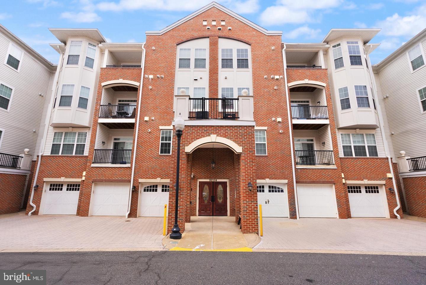 9204 CHARLESTON DR #407, MANASSAS, Virginia 20110, 2 Bedrooms Bedrooms, ,2 BathroomsBathrooms,Residential,For sale,9204 CHARLESTON DR #407,VAMN2008410 MLS # VAMN2008410