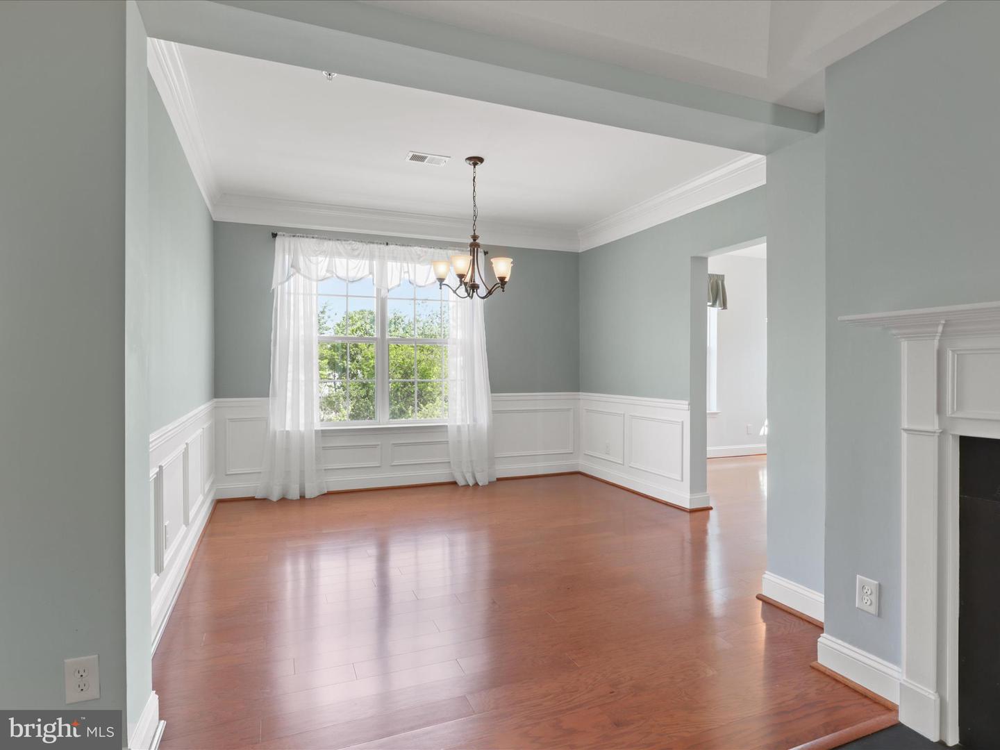 9204 CHARLESTON DR #407, MANASSAS, Virginia 20110, 2 Bedrooms Bedrooms, ,2 BathroomsBathrooms,Residential,For sale,9204 CHARLESTON DR #407,VAMN2008410 MLS # VAMN2008410