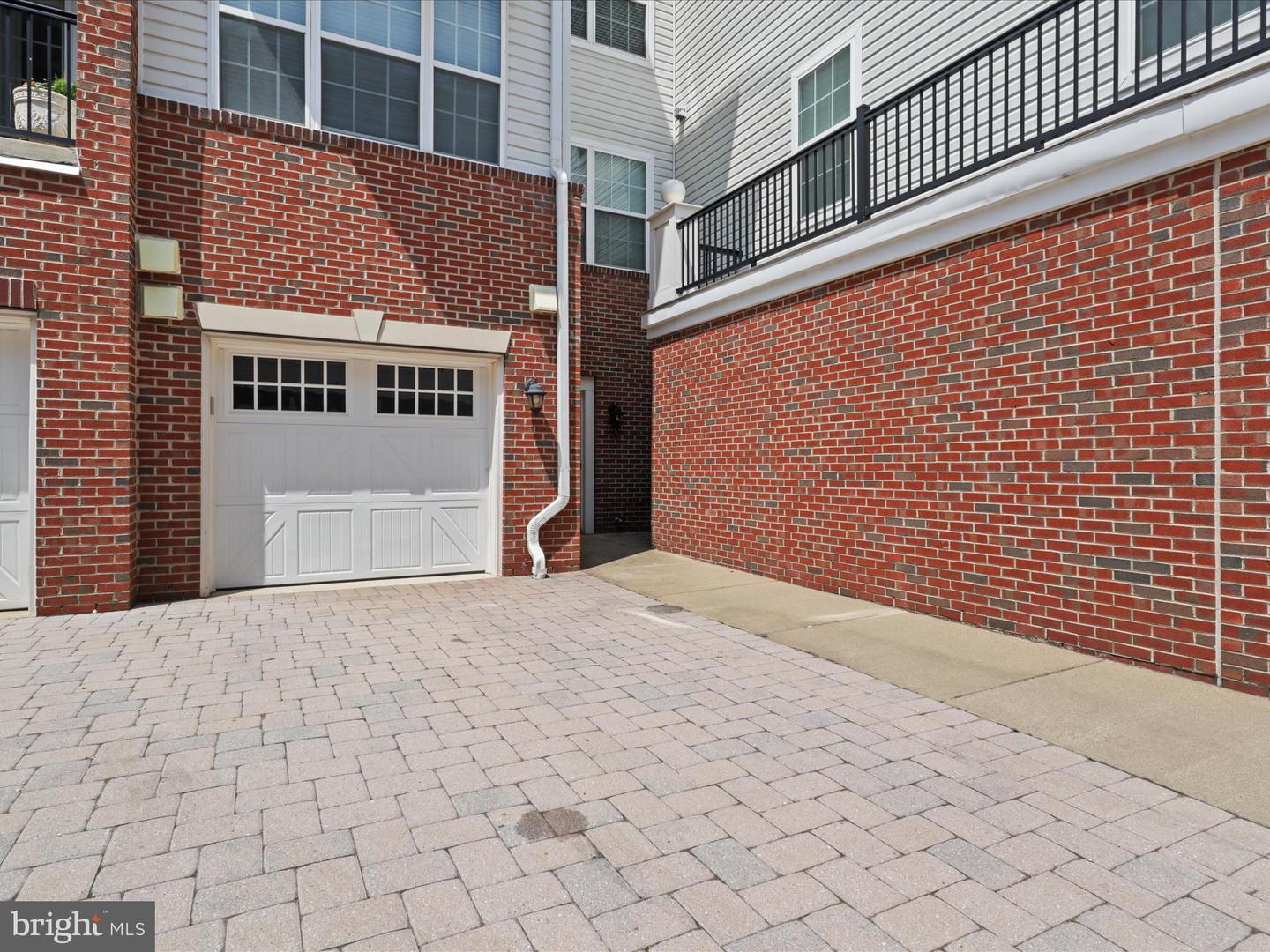 9204 CHARLESTON DR #407, MANASSAS, Virginia 20110, 2 Bedrooms Bedrooms, ,2 BathroomsBathrooms,Residential,For sale,9204 CHARLESTON DR #407,VAMN2008410 MLS # VAMN2008410