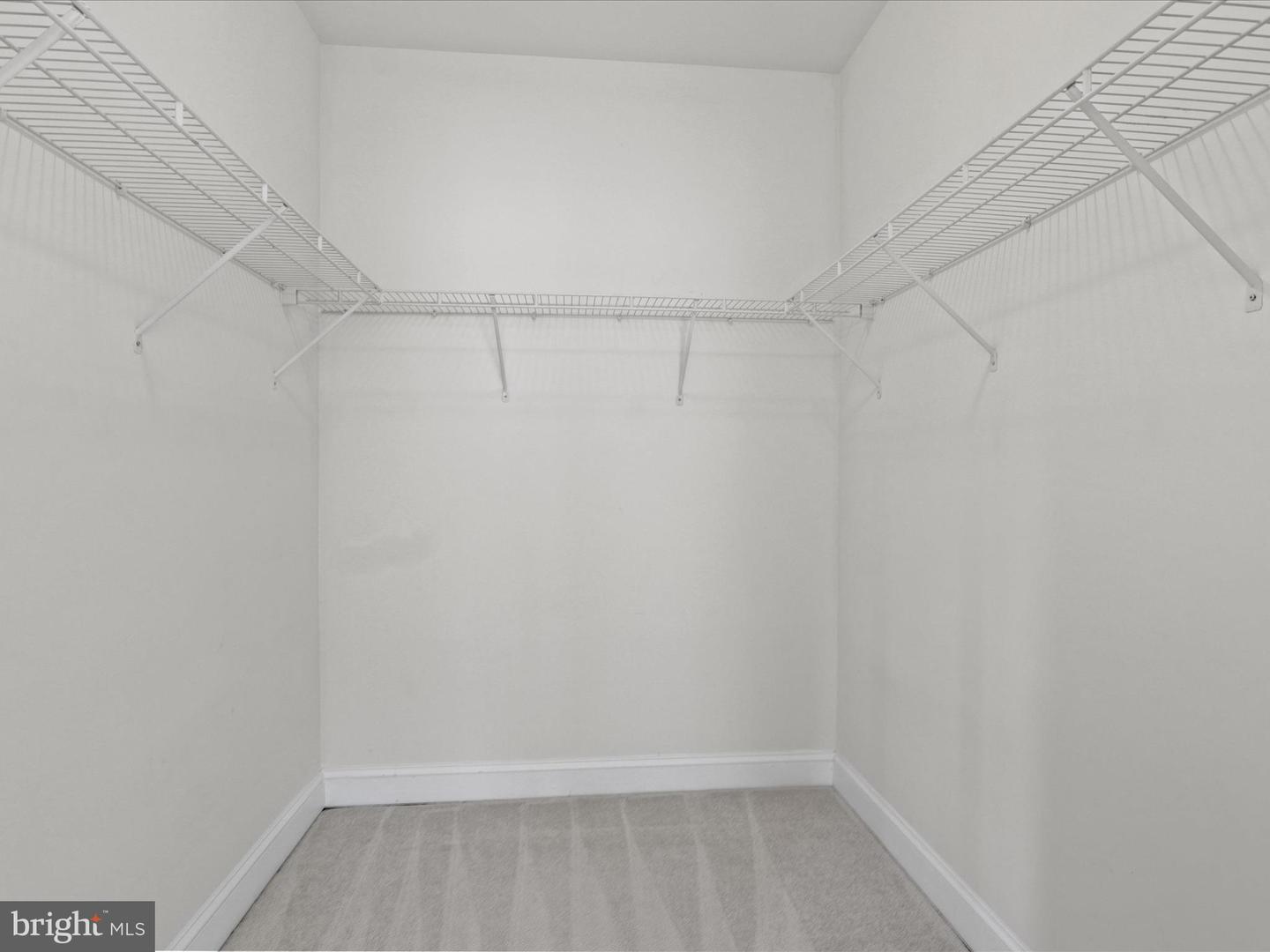 9204 CHARLESTON DR #407, MANASSAS, Virginia 20110, 2 Bedrooms Bedrooms, ,2 BathroomsBathrooms,Residential,For sale,9204 CHARLESTON DR #407,VAMN2008410 MLS # VAMN2008410