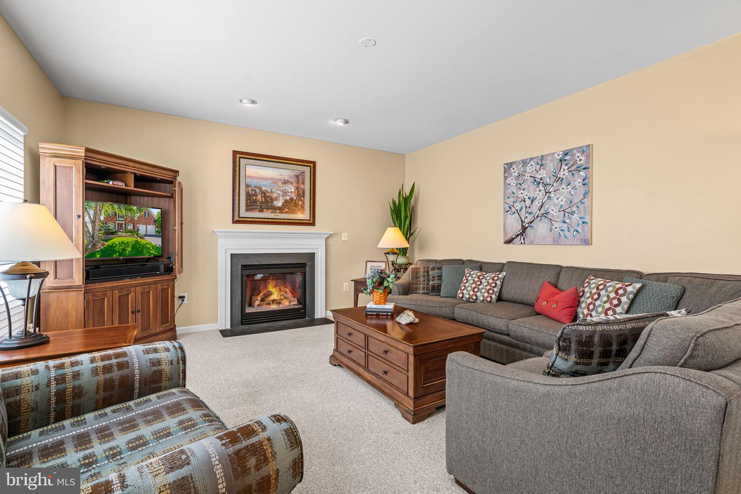 5425 BALLS BLUFF CT, WOODBRIDGE, Virginia 22193, 4 Bedrooms Bedrooms, ,3 BathroomsBathrooms,Residential,For sale,5425 BALLS BLUFF CT,VAPW2095682 MLS # VAPW2095682