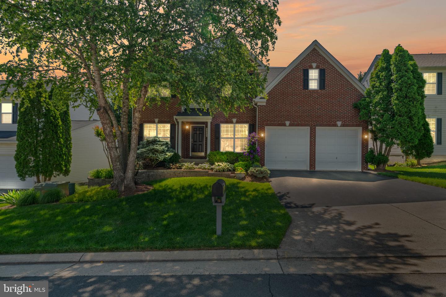 5425 BALLS BLUFF CT, WOODBRIDGE, Virginia 22193, 4 Bedrooms Bedrooms, ,3 BathroomsBathrooms,Residential,For sale,5425 BALLS BLUFF CT,VAPW2095682 MLS # VAPW2095682