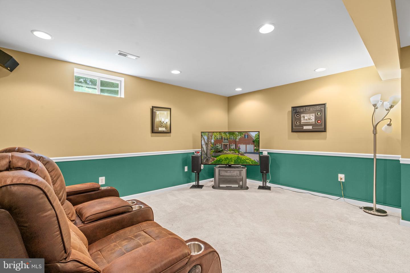 5425 BALLS BLUFF CT, WOODBRIDGE, Virginia 22193, 4 Bedrooms Bedrooms, ,3 BathroomsBathrooms,Residential,For sale,5425 BALLS BLUFF CT,VAPW2095682 MLS # VAPW2095682