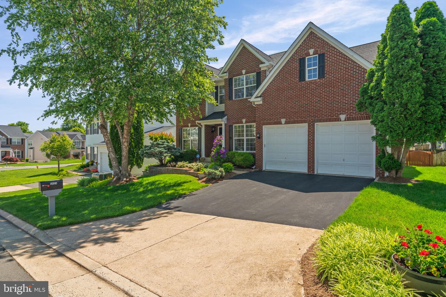 5425 BALLS BLUFF CT, WOODBRIDGE, Virginia 22193, 4 Bedrooms Bedrooms, ,3 BathroomsBathrooms,Residential,For sale,5425 BALLS BLUFF CT,VAPW2095682 MLS # VAPW2095682