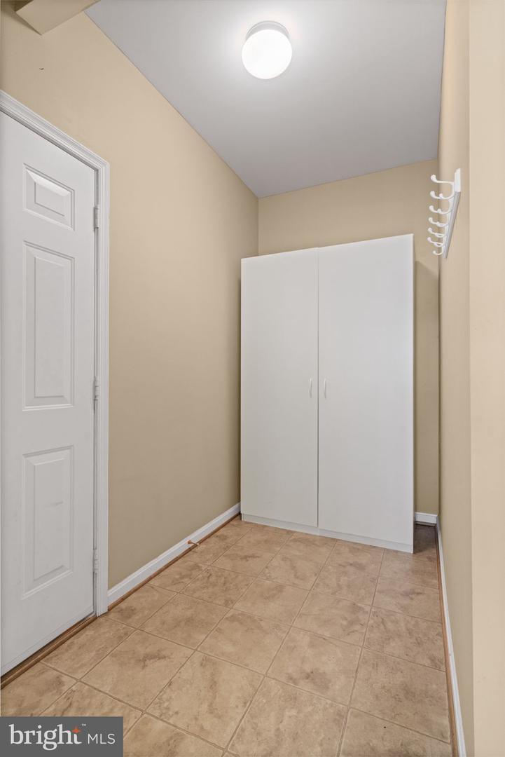 5425 BALLS BLUFF CT, WOODBRIDGE, Virginia 22193, 4 Bedrooms Bedrooms, ,3 BathroomsBathrooms,Residential,For sale,5425 BALLS BLUFF CT,VAPW2095682 MLS # VAPW2095682