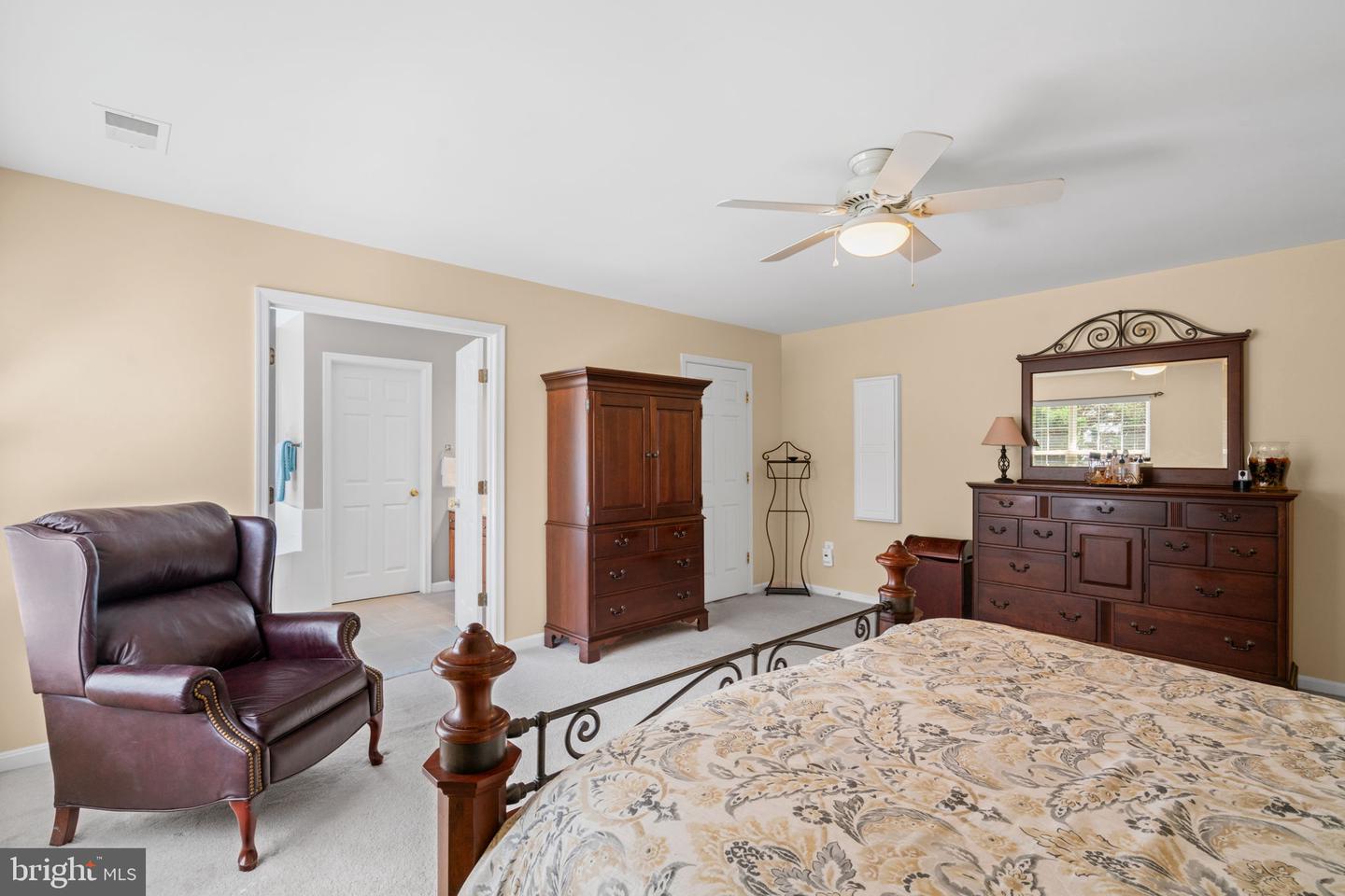 5425 BALLS BLUFF CT, WOODBRIDGE, Virginia 22193, 4 Bedrooms Bedrooms, ,3 BathroomsBathrooms,Residential,For sale,5425 BALLS BLUFF CT,VAPW2095682 MLS # VAPW2095682