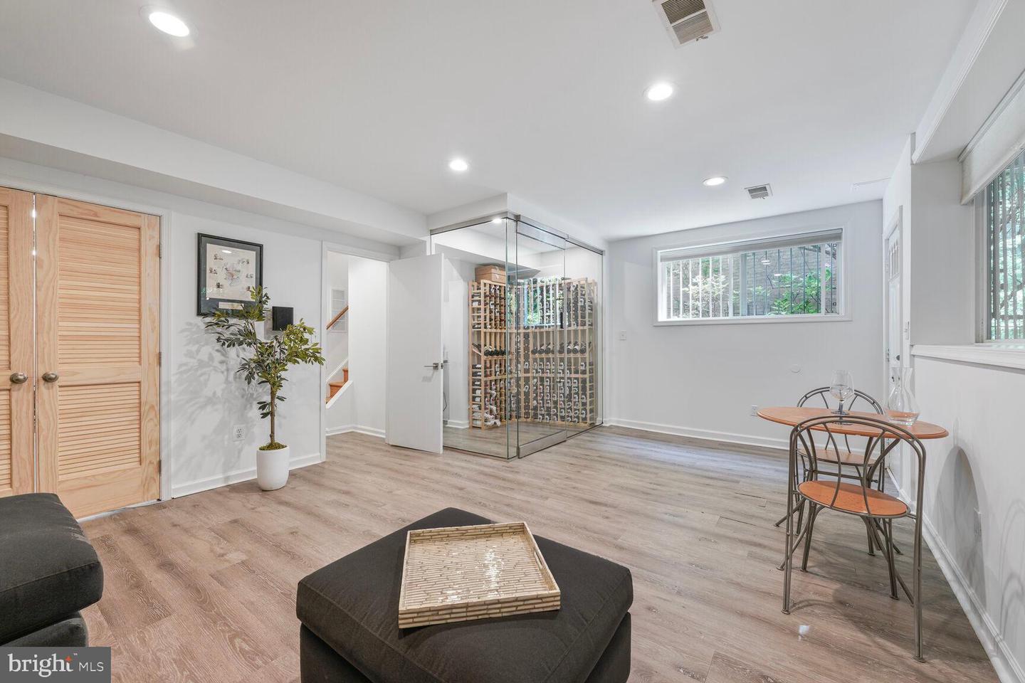 5320 29TH ST NW, WASHINGTON, District Of Columbia 20015, 4 Bedrooms Bedrooms, ,3 BathroomsBathrooms,Residential,For sale,5320 29TH ST NW,DCDC2202796 MLS # DCDC2202796