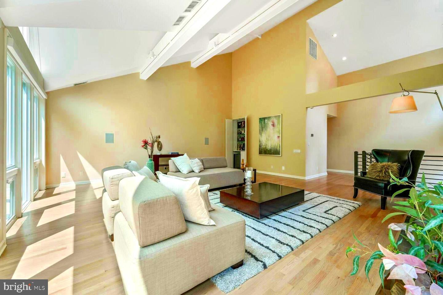 5320 29TH ST NW, WASHINGTON, District Of Columbia 20015, 4 Bedrooms Bedrooms, ,3 BathroomsBathrooms,Residential,For sale,5320 29TH ST NW,DCDC2202796 MLS # DCDC2202796