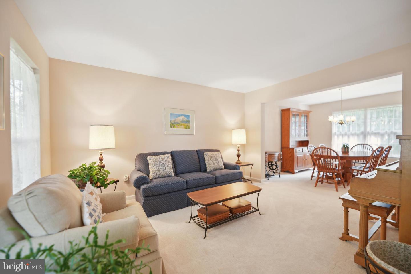 10512 WINGED ELM CIR, MANASSAS, Virginia 20110, 4 Bedrooms Bedrooms, ,2 BathroomsBathrooms,Residential,For sale,10512 WINGED ELM CIR,VAPW2095724 MLS # VAPW2095724