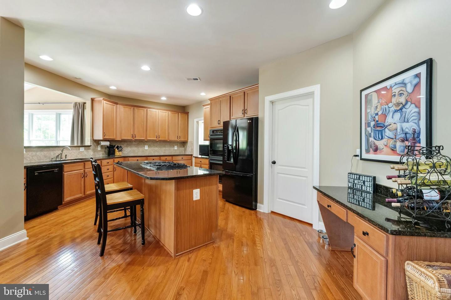 20258 KENTUCKY OAKS CT, ASHBURN, Virginia 20147, 5 Bedrooms Bedrooms, ,5 BathroomsBathrooms,Residential,For sale,20258 KENTUCKY OAKS CT,VALO2098114 MLS # VALO2098114