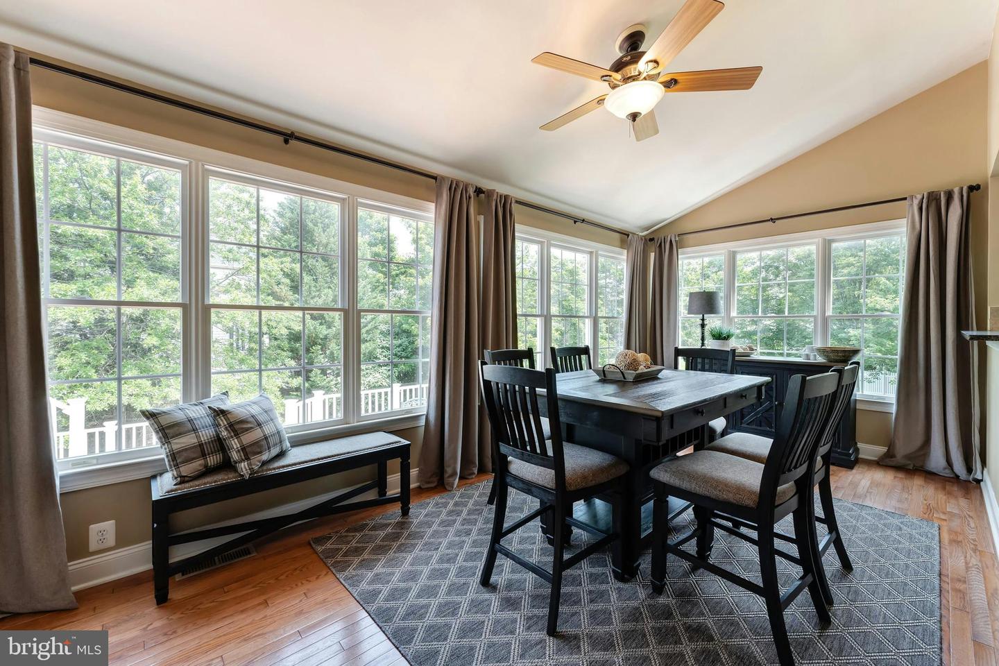 20258 KENTUCKY OAKS CT, ASHBURN, Virginia 20147, 5 Bedrooms Bedrooms, ,5 BathroomsBathrooms,Residential,For sale,20258 KENTUCKY OAKS CT,VALO2098114 MLS # VALO2098114