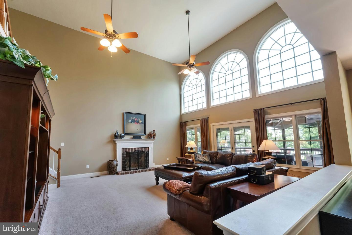 20258 KENTUCKY OAKS CT, ASHBURN, Virginia 20147, 5 Bedrooms Bedrooms, ,5 BathroomsBathrooms,Residential,For sale,20258 KENTUCKY OAKS CT,VALO2098114 MLS # VALO2098114