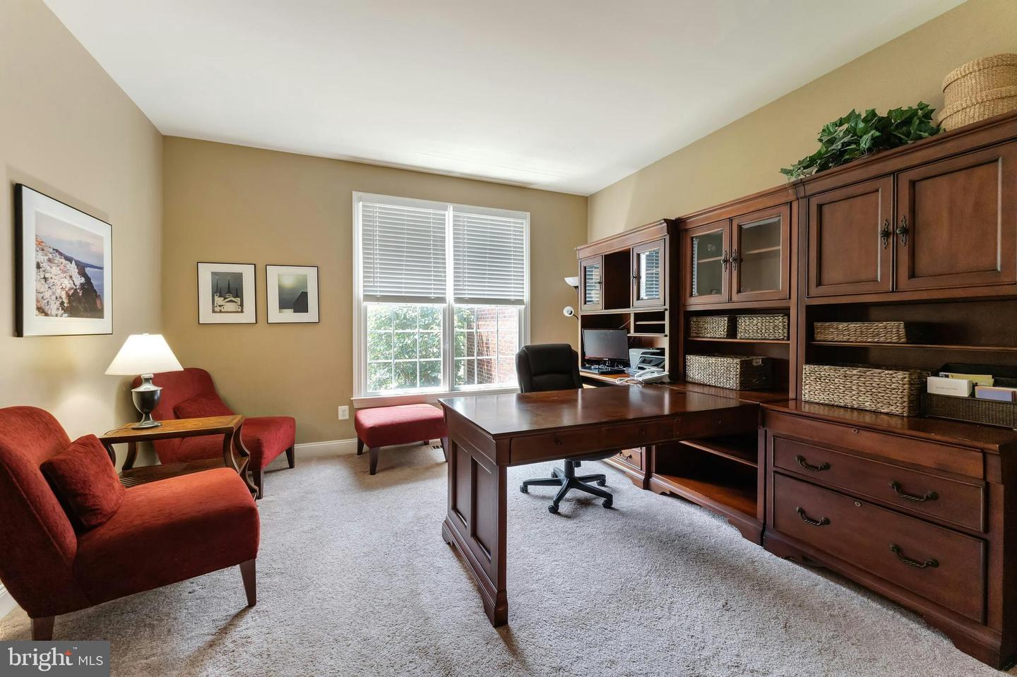 20258 KENTUCKY OAKS CT, ASHBURN, Virginia 20147, 5 Bedrooms Bedrooms, ,5 BathroomsBathrooms,Residential,For sale,20258 KENTUCKY OAKS CT,VALO2098114 MLS # VALO2098114