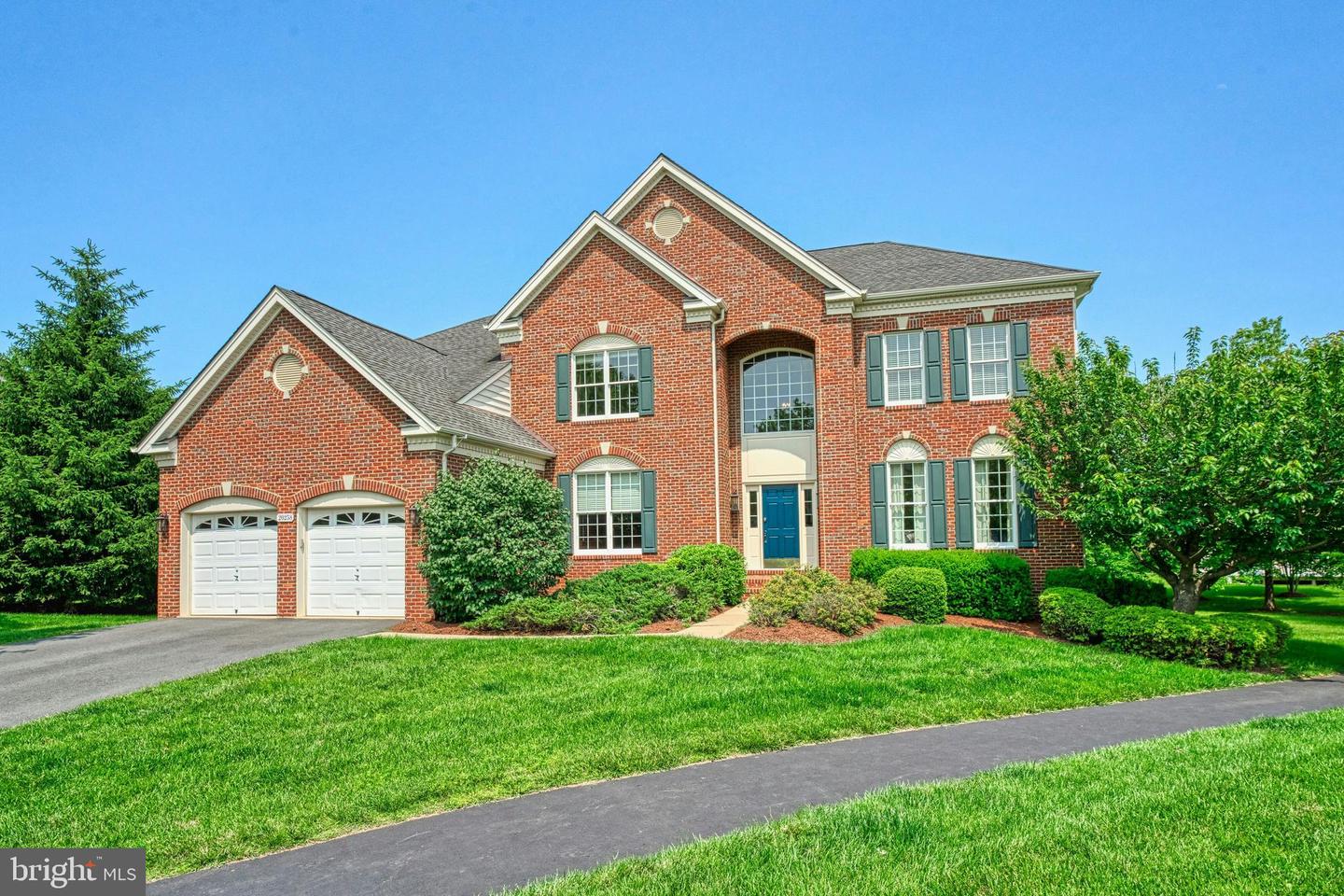 20258 KENTUCKY OAKS CT, ASHBURN, Virginia 20147, 5 Bedrooms Bedrooms, ,5 BathroomsBathrooms,Residential,For sale,20258 KENTUCKY OAKS CT,VALO2098114 MLS # VALO2098114