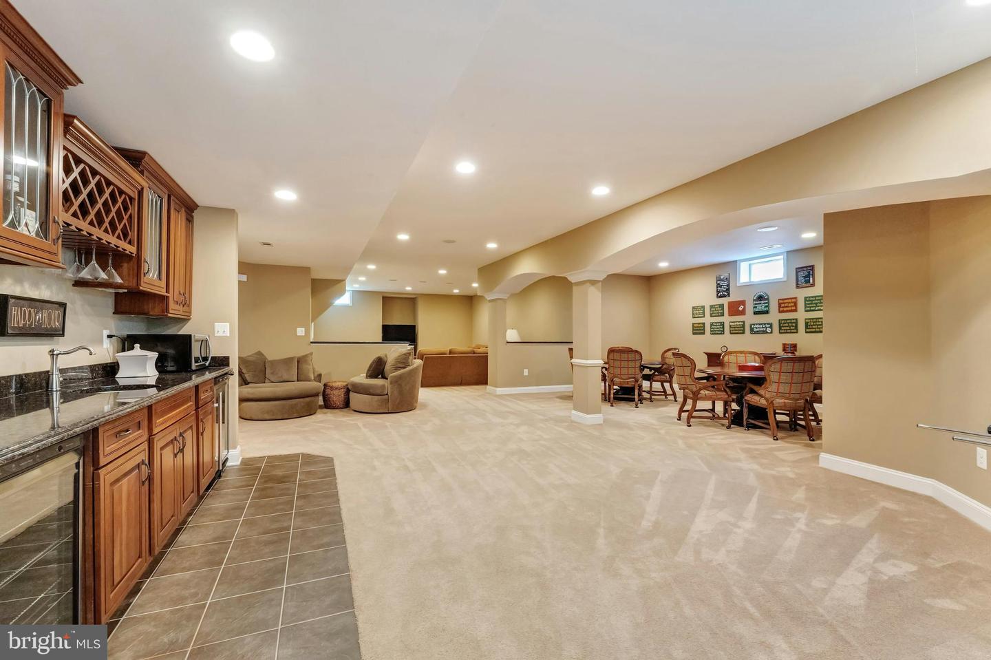 20258 KENTUCKY OAKS CT, ASHBURN, Virginia 20147, 5 Bedrooms Bedrooms, ,5 BathroomsBathrooms,Residential,For sale,20258 KENTUCKY OAKS CT,VALO2098114 MLS # VALO2098114