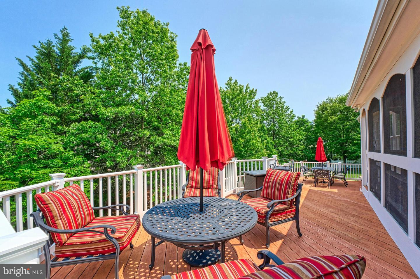 20258 KENTUCKY OAKS CT, ASHBURN, Virginia 20147, 5 Bedrooms Bedrooms, ,5 BathroomsBathrooms,Residential,For sale,20258 KENTUCKY OAKS CT,VALO2098114 MLS # VALO2098114