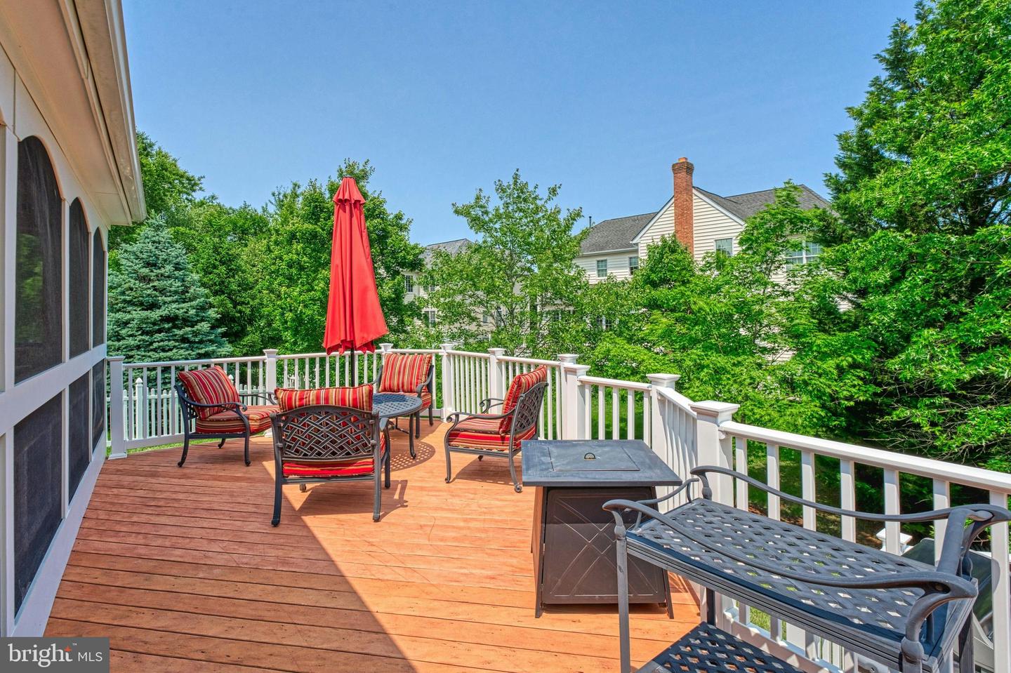 20258 KENTUCKY OAKS CT, ASHBURN, Virginia 20147, 5 Bedrooms Bedrooms, ,5 BathroomsBathrooms,Residential,For sale,20258 KENTUCKY OAKS CT,VALO2098114 MLS # VALO2098114
