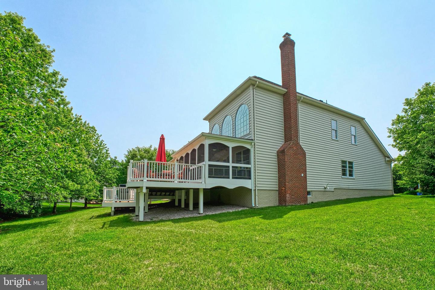 20258 KENTUCKY OAKS CT, ASHBURN, Virginia 20147, 5 Bedrooms Bedrooms, ,5 BathroomsBathrooms,Residential,For sale,20258 KENTUCKY OAKS CT,VALO2098114 MLS # VALO2098114