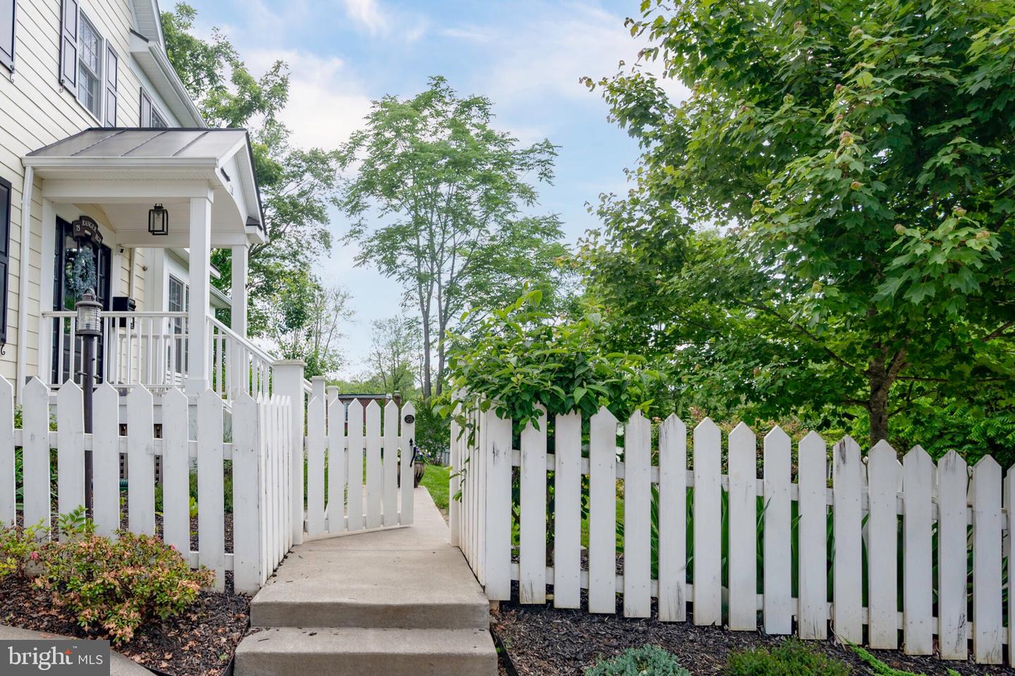 52 NORTH ST, WARRENTON, Virginia 20186, 4 Bedrooms Bedrooms, ,3 BathroomsBathrooms,Residential,For sale,52 NORTH ST,VAFQ2016830 MLS # VAFQ2016830