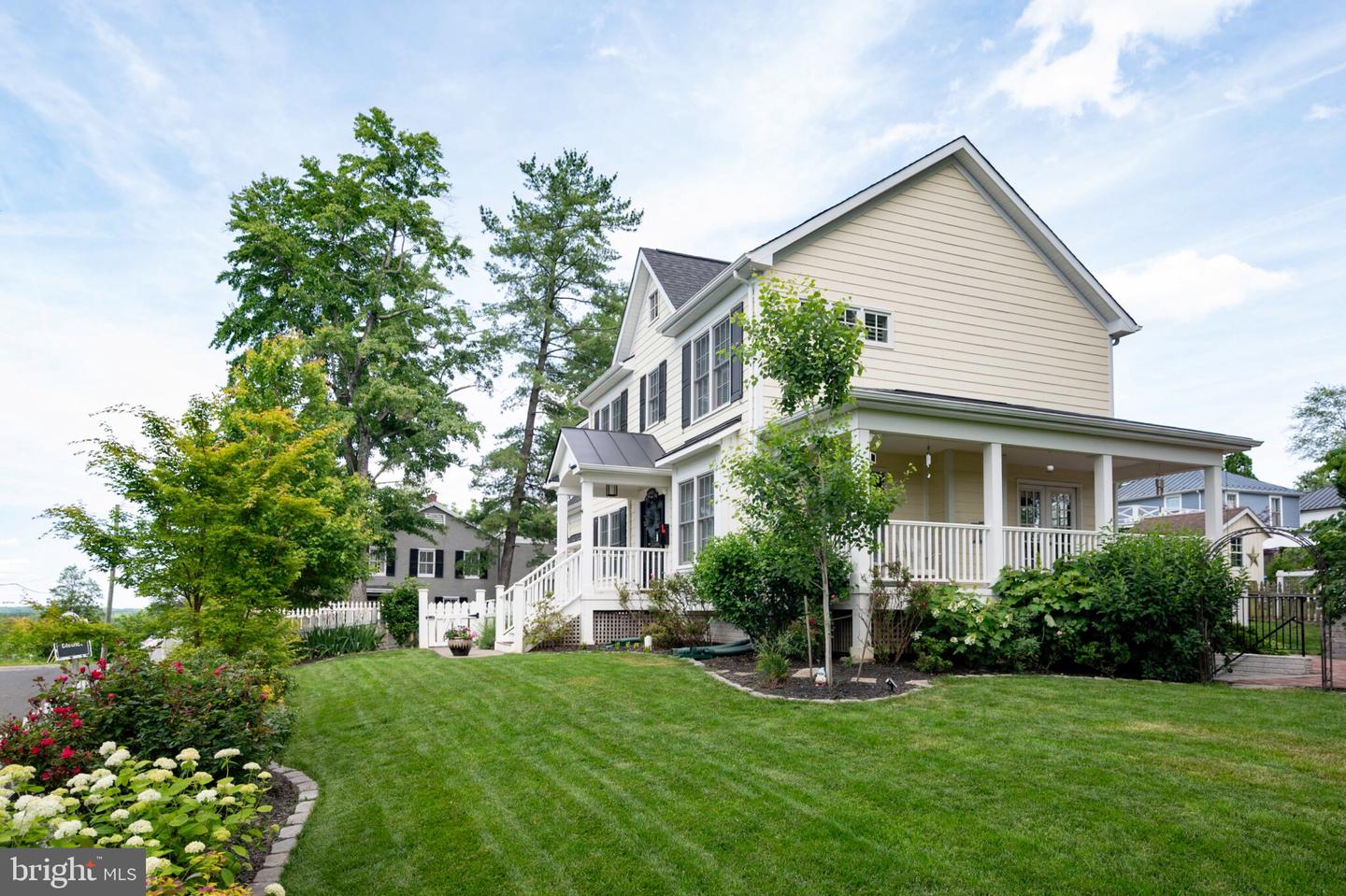 52 NORTH ST, WARRENTON, Virginia 20186, 4 Bedrooms Bedrooms, ,3 BathroomsBathrooms,Residential,For sale,52 NORTH ST,VAFQ2016830 MLS # VAFQ2016830