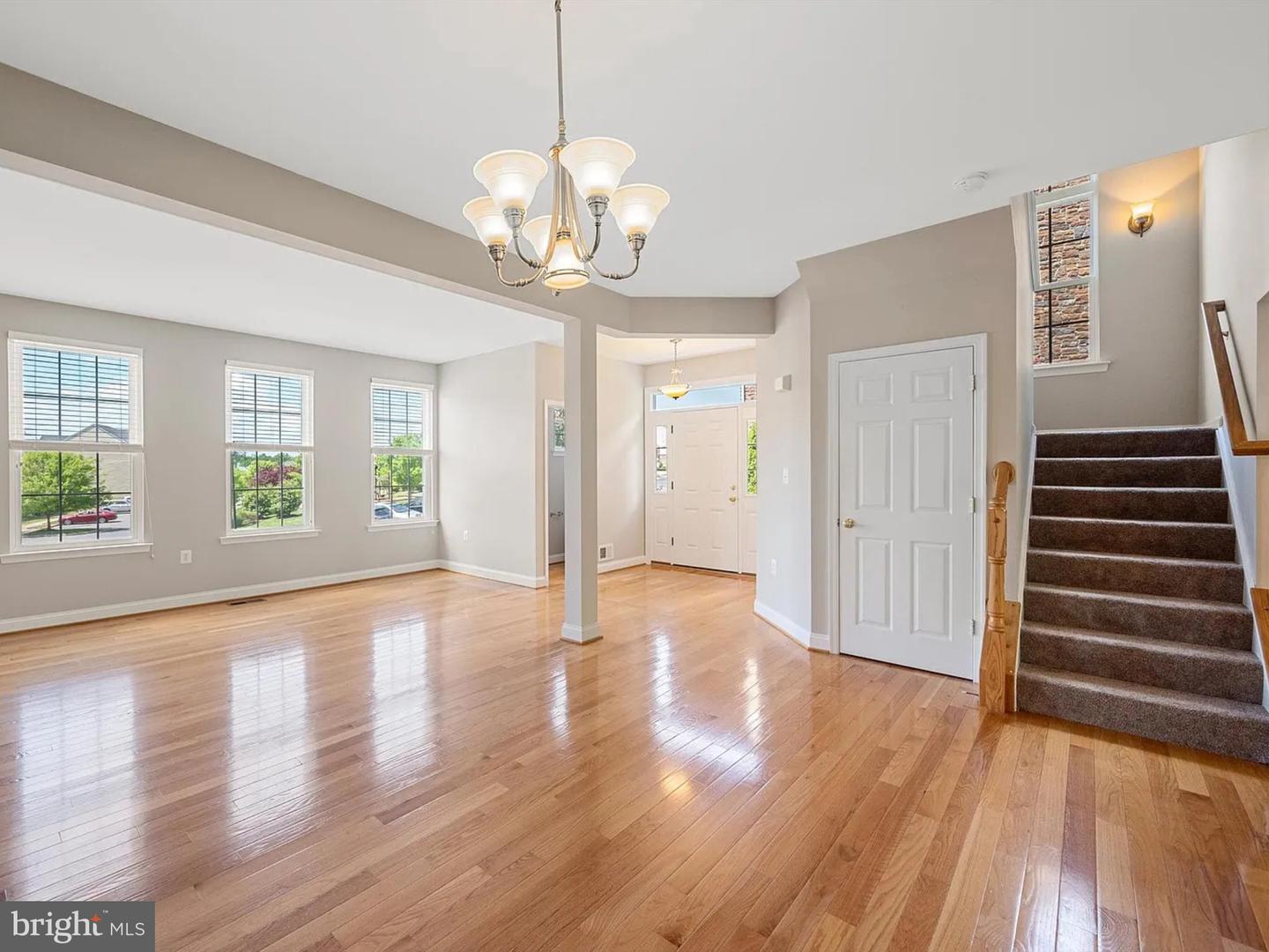 111 CHESHIRE CT, WINCHESTER, Virginia 22602, 3 Bedrooms Bedrooms, ,2 BathroomsBathrooms,Residential,For sale,111 CHESHIRE CT,VAFV2034512 MLS # VAFV2034512