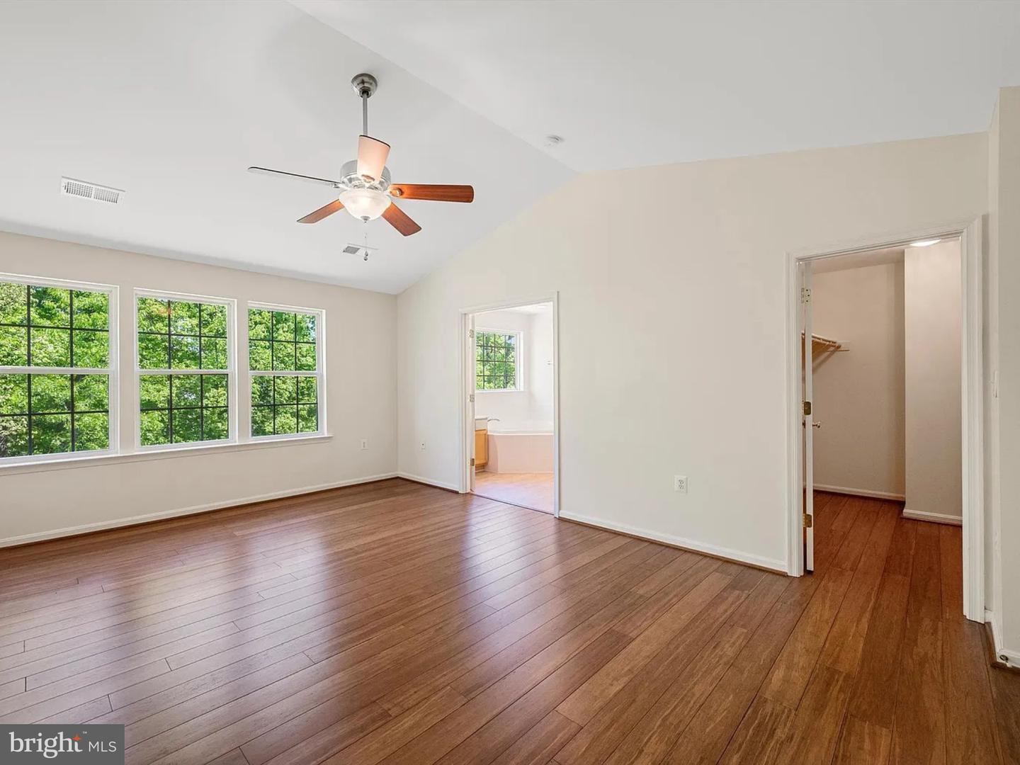 111 CHESHIRE CT, WINCHESTER, Virginia 22602, 3 Bedrooms Bedrooms, ,2 BathroomsBathrooms,Residential,For sale,111 CHESHIRE CT,VAFV2034512 MLS # VAFV2034512
