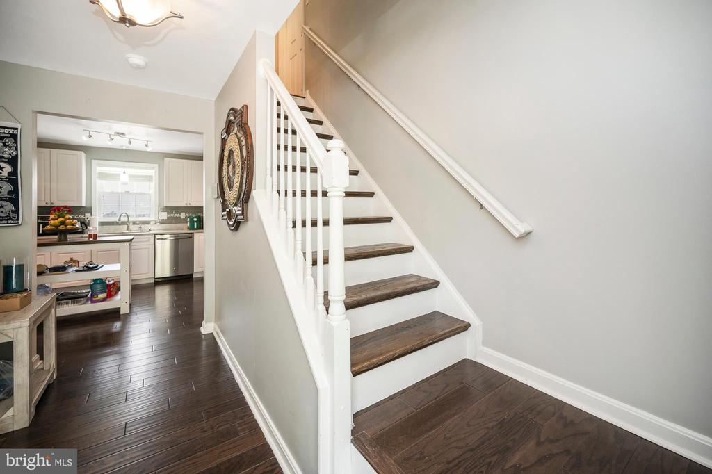 11714 FALCON RIDGE DR, FREDERICKSBURG, Virginia 22407, 4 Bedrooms Bedrooms, ,2 BathroomsBathrooms,Residential,11714 FALCON RIDGE DR,VASP2033408 MLS # VASP2033408