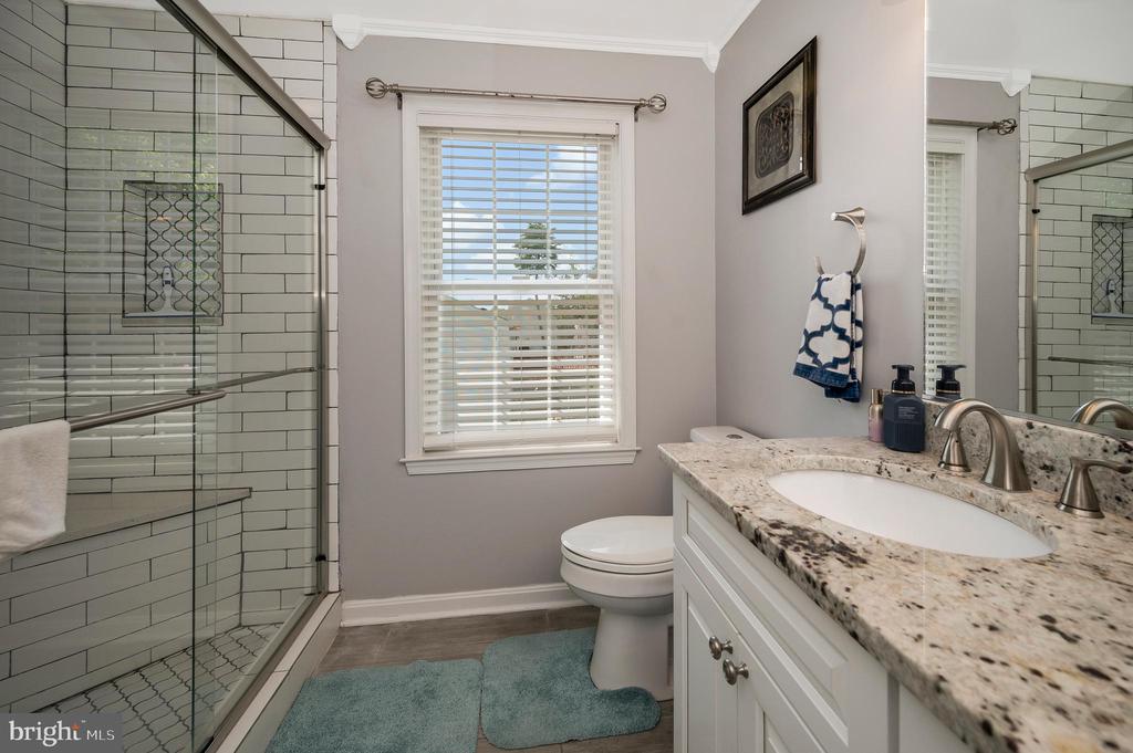 11714 FALCON RIDGE DR, FREDERICKSBURG, Virginia 22407, 4 Bedrooms Bedrooms, ,2 BathroomsBathrooms,Residential,11714 FALCON RIDGE DR,VASP2033408 MLS # VASP2033408