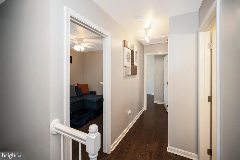 11714 FALCON RIDGE DR, FREDERICKSBURG, Virginia 22407, 4 Bedrooms Bedrooms, ,2 BathroomsBathrooms,Residential,11714 FALCON RIDGE DR,VASP2033408 MLS # VASP2033408