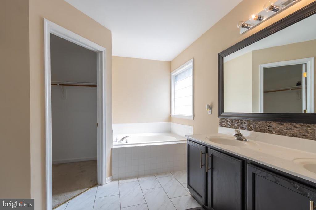 3503 LANCASTER RING RD, FREDERICKSBURG, Virginia 22408, 4 Bedrooms Bedrooms, ,2 BathroomsBathrooms,Residential,3503 LANCASTER RING RD,VASP2033620 MLS # VASP2033620