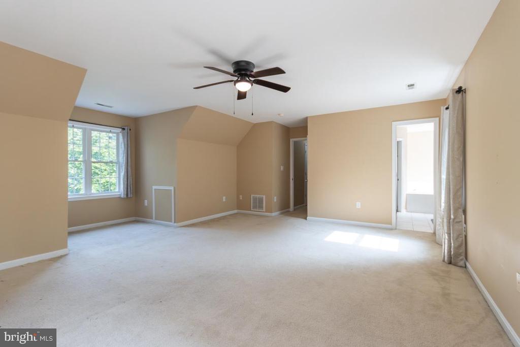 3503 LANCASTER RING RD, FREDERICKSBURG, Virginia 22408, 4 Bedrooms Bedrooms, ,2 BathroomsBathrooms,Residential,3503 LANCASTER RING RD,VASP2033620 MLS # VASP2033620