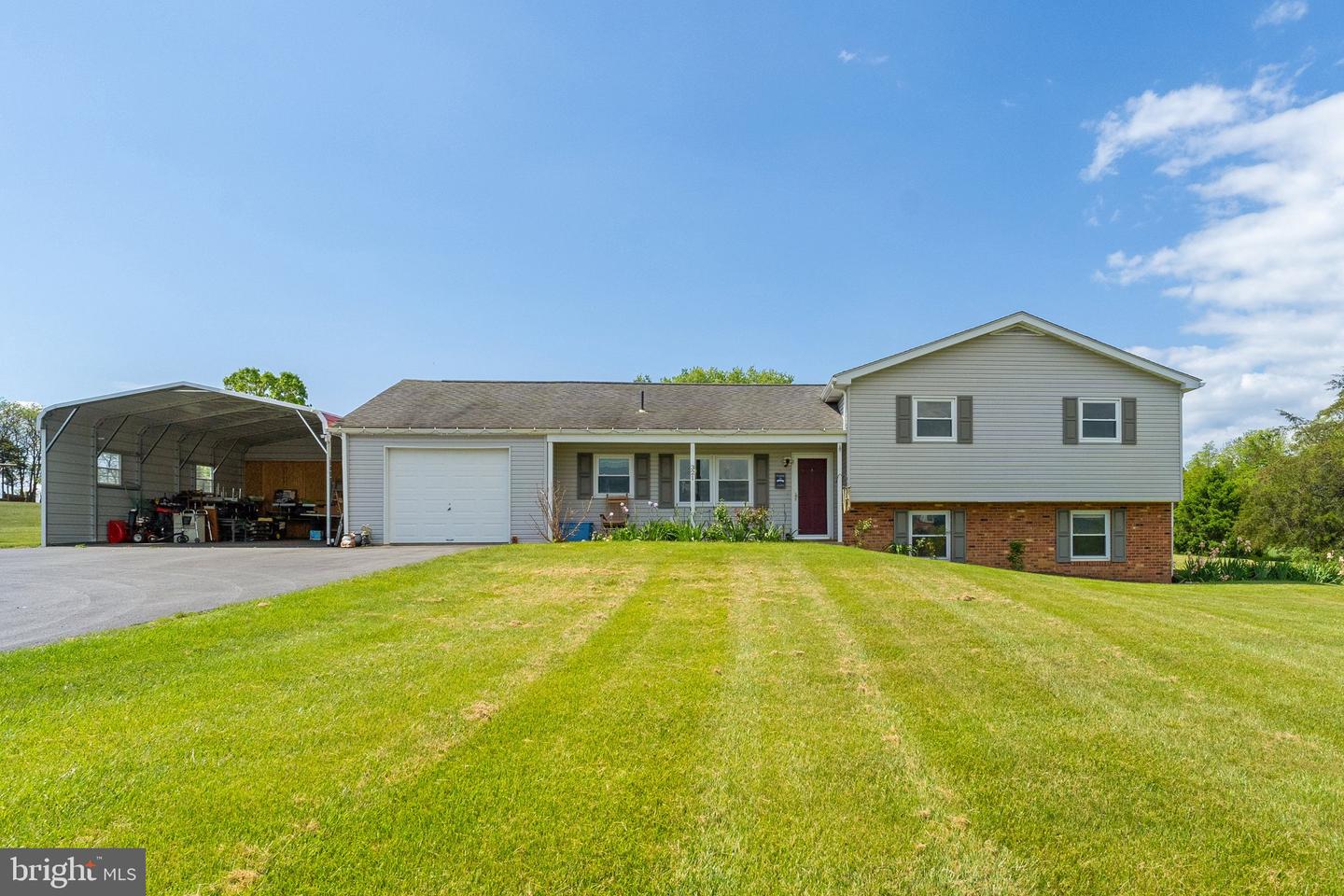 321 GARLIC HOLLOW RD, EDINBURG, Virginia 22824, 3 Bedrooms Bedrooms, ,2 BathroomsBathrooms,Residential,For sale,321 GARLIC HOLLOW RD,VASH2011592 MLS # VASH2011592