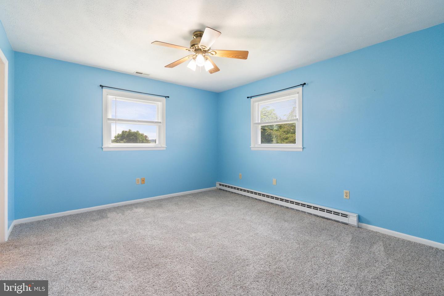 321 GARLIC HOLLOW RD, EDINBURG, Virginia 22824, 3 Bedrooms Bedrooms, ,2 BathroomsBathrooms,Residential,For sale,321 GARLIC HOLLOW RD,VASH2011592 MLS # VASH2011592